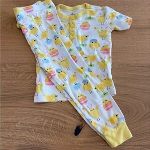 The Children's Place Yellow Chick Pajama Set